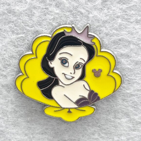 🔮‎ 5/$25 Disney Little Mermaid Daughters of King Triton Alana Pin - Picture 1 of 2